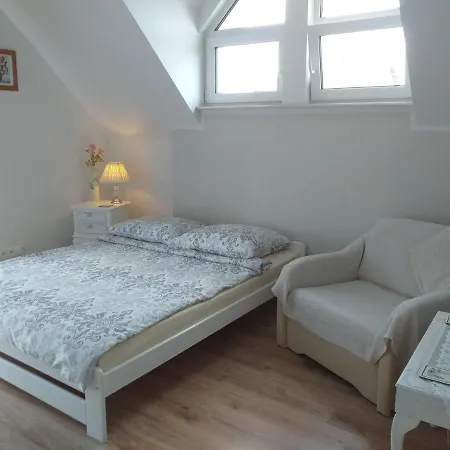 Nowa Pokoje Goscinne Habitación en casa particular Łęgowo