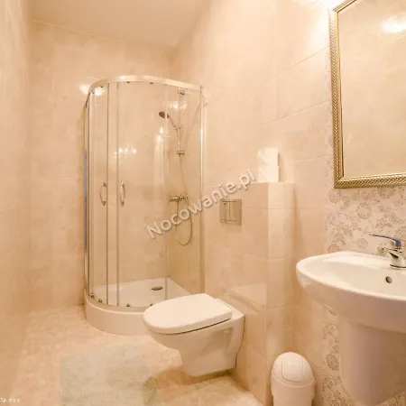 Nowa Pokoje Goscinne Habitación en casa particular *